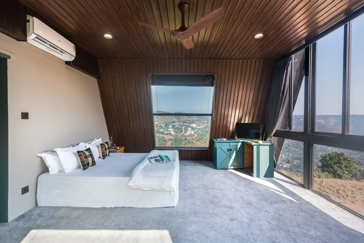 SaffronStays A Vantage, Panchgani