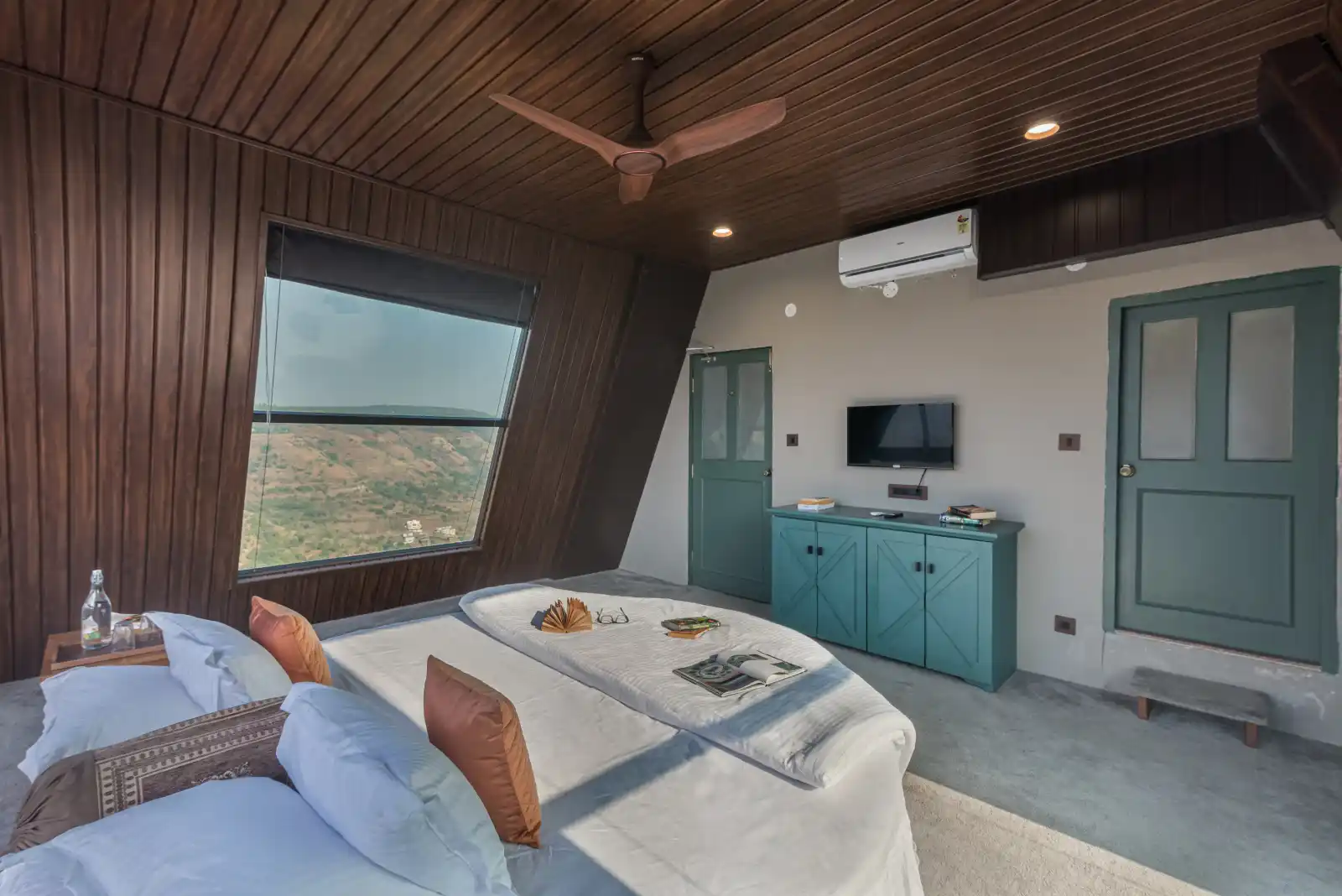 SaffronStays A Vantage, Panchgani