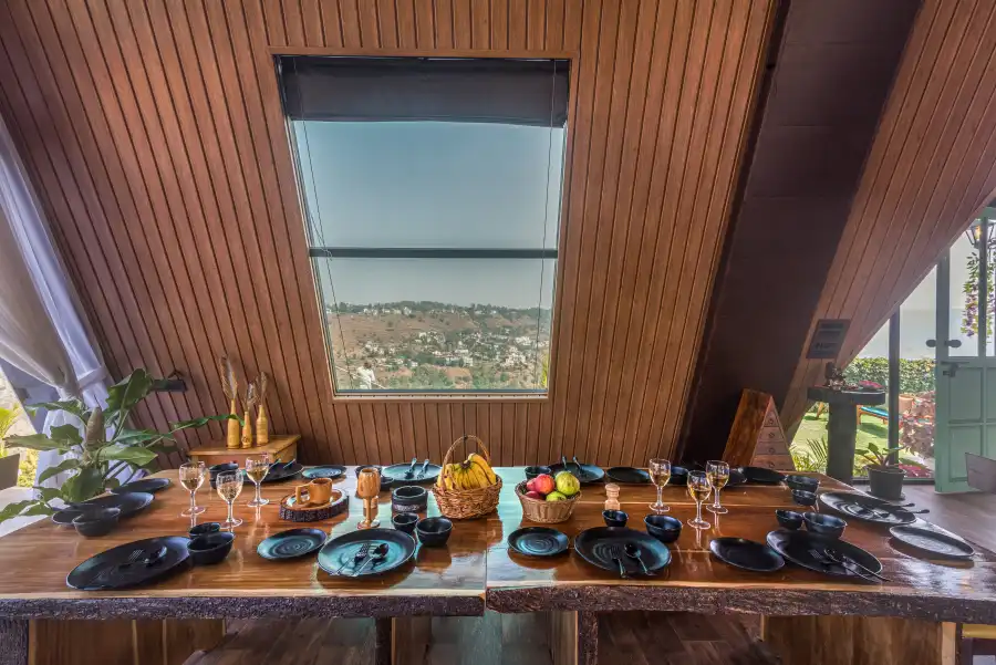 SaffronStays A Vantage, Panchgani