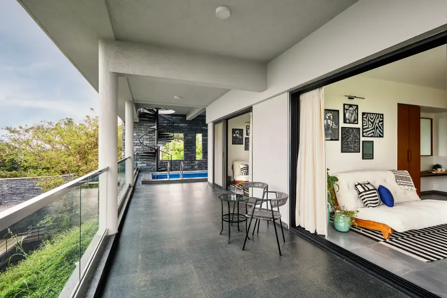 SaffronStays Ahilya Waters, Pawna