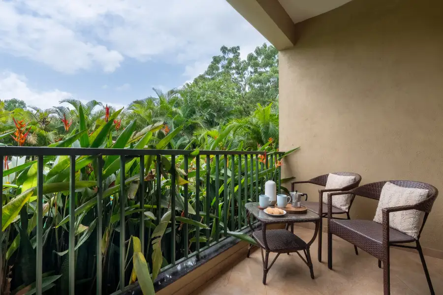 SaffronStays Amaltas, Nashik
