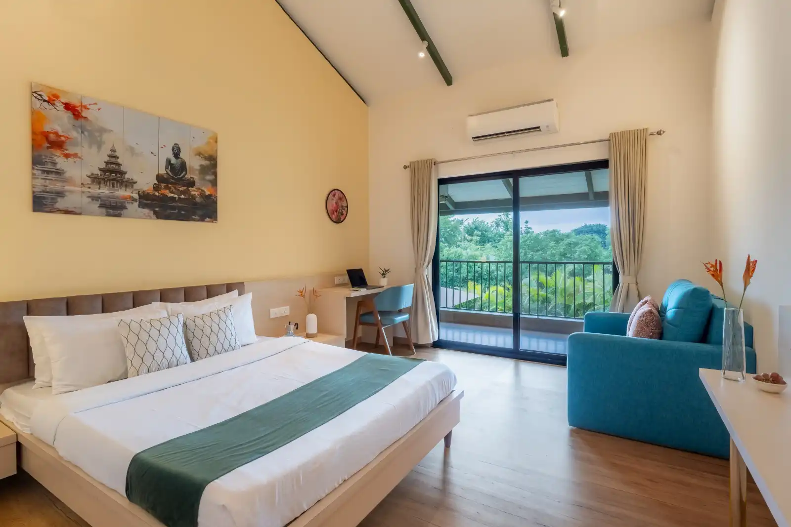 SaffronStays Amaltas, Nashik