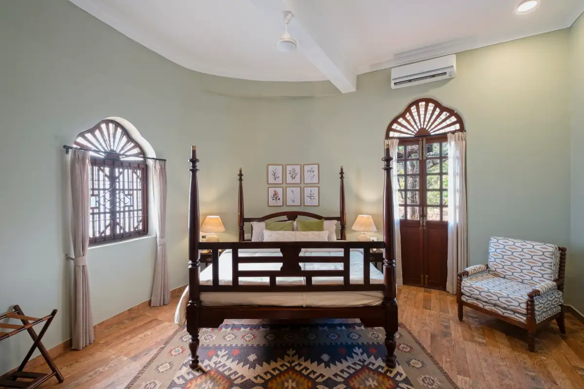 SaffronStays Amarah, Assagao