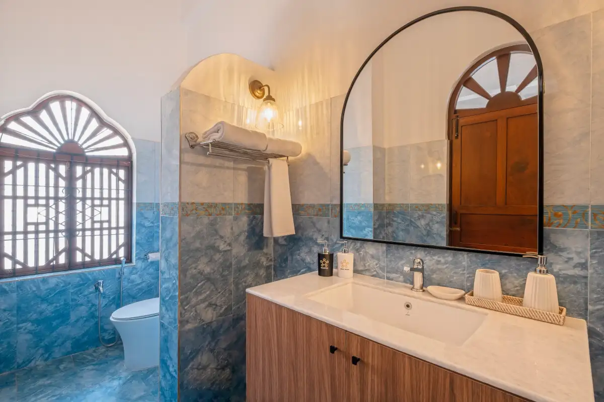SaffronStays Amarah, Assagao