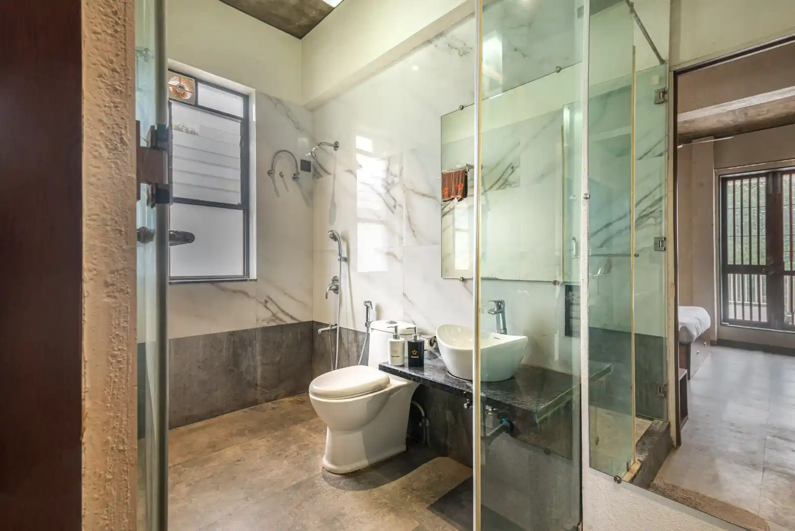SaffronStays Amrapali, Nashik