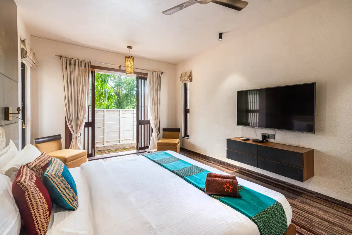 SaffronStays Amrapali, Nashik