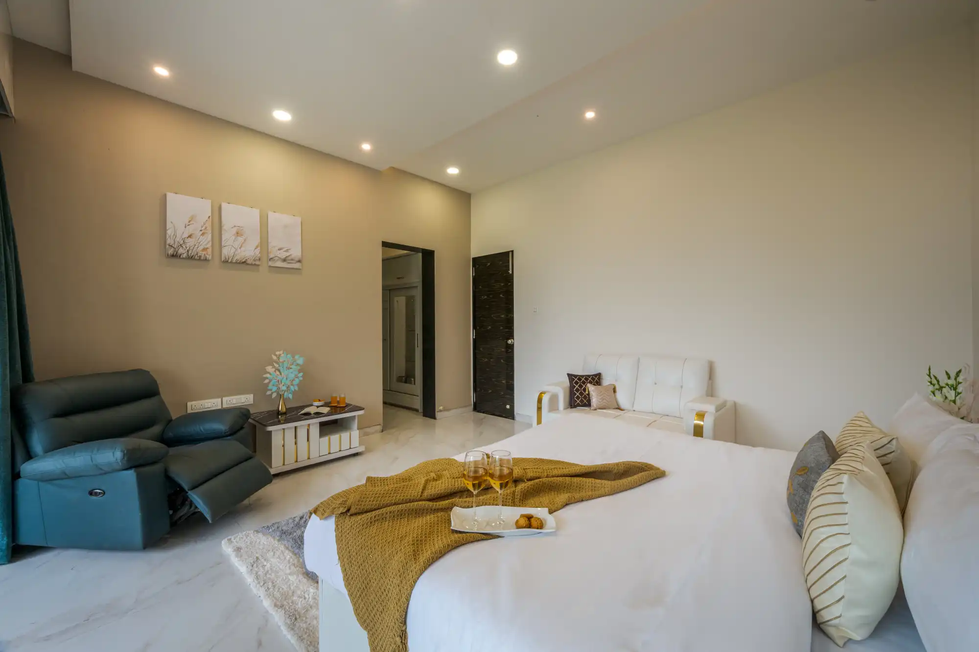 SaffronStays an, Karjat