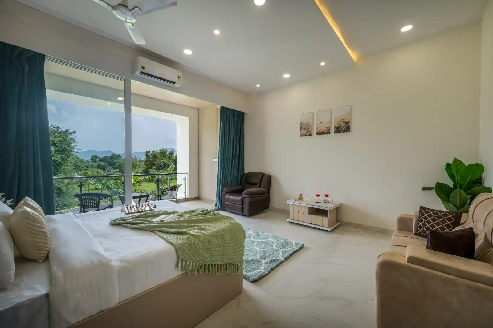 SaffronStays an, Karjat