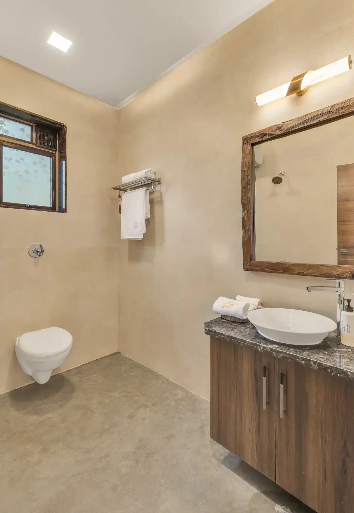 SaffronStays Anant Aura, Karjat