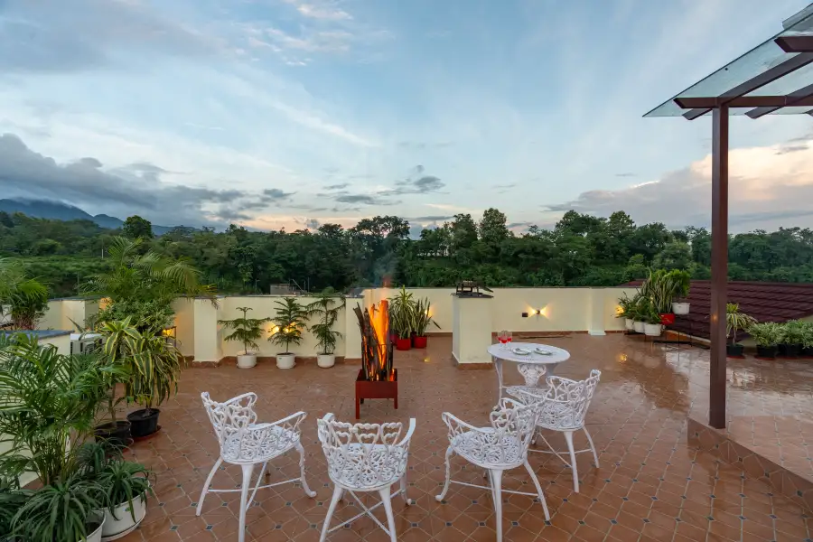 SaffronStays Antar, Dehradun