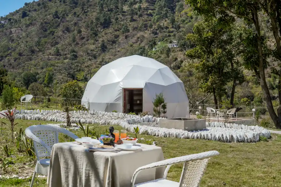 SaffronStays Aquadome Celeste, Ranikhet