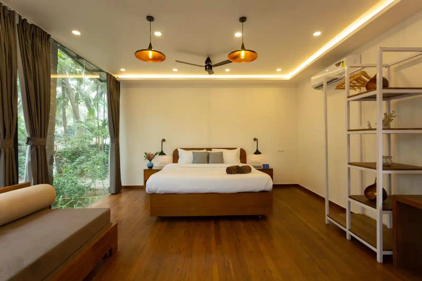 SaffronStays Aquamarina, Alibaug