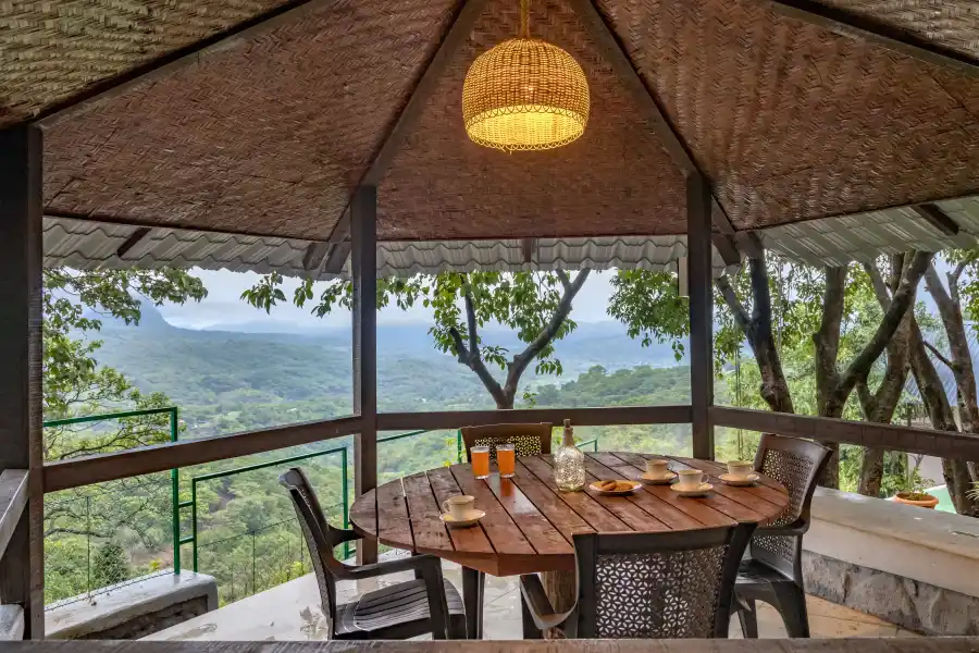 SaffronStays Aranya Vilas, Pawna