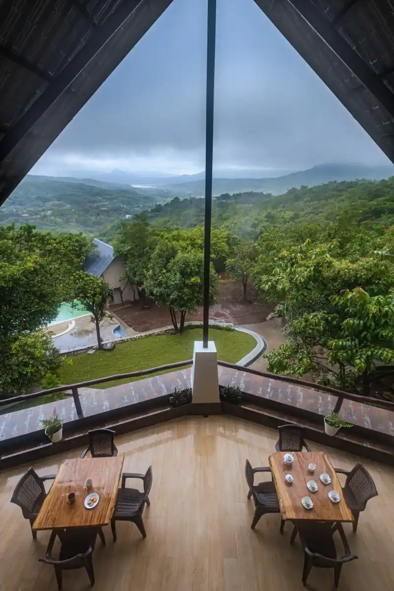 SaffronStays Aranya Vilas, Pawna