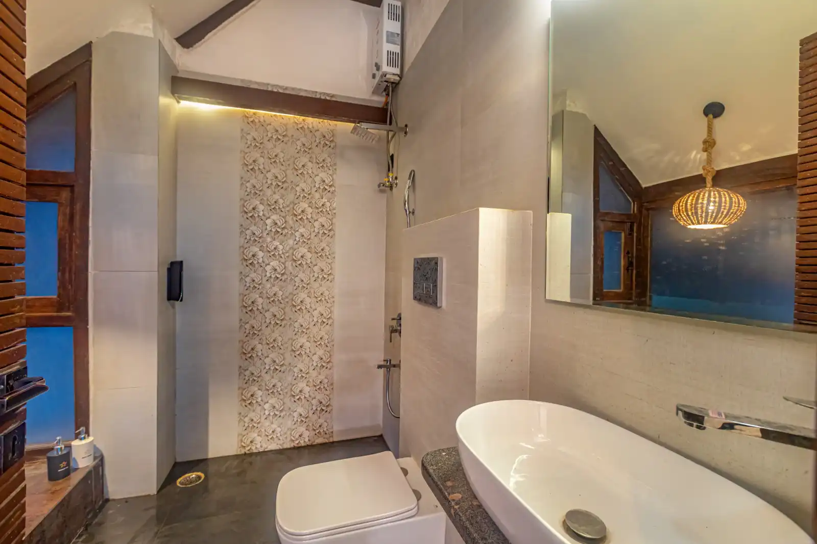 SaffronStays Aranya Vilas, Pawna