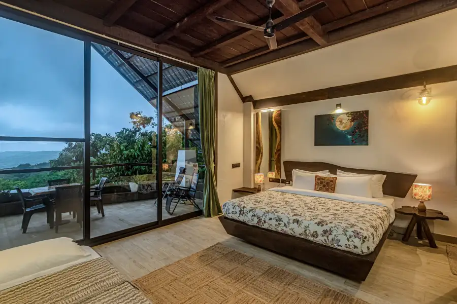 SaffronStays Aranya Vilas, Pawna