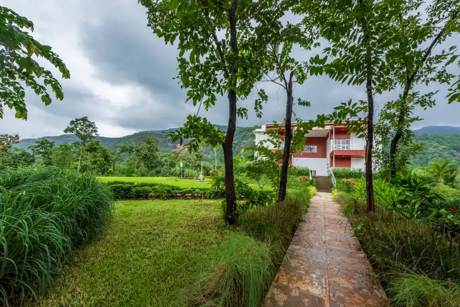 SaffronStays Aranyaani, Karjat