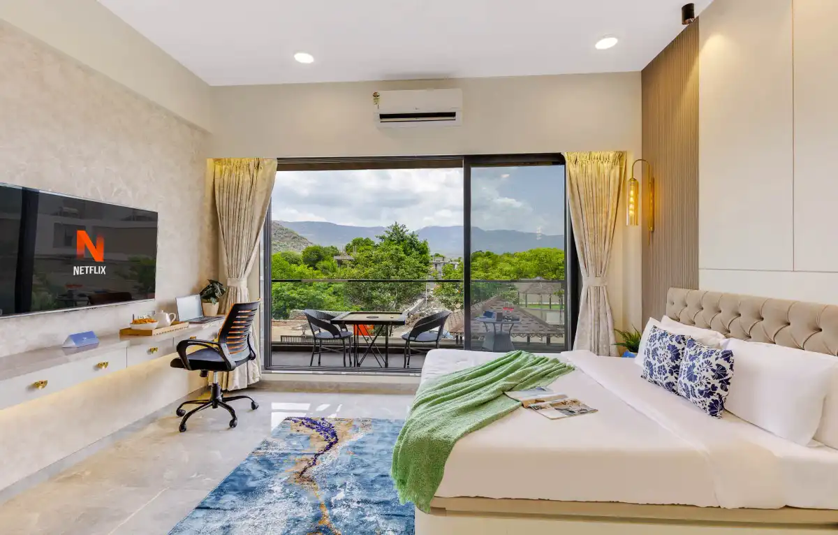 SaffronStays Aroha, Karjat