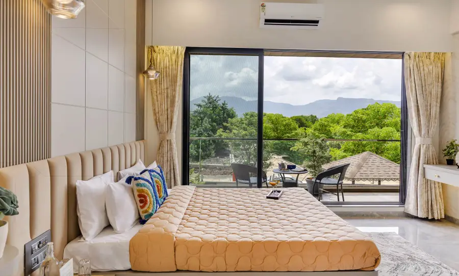 SaffronStays Aroha, Karjat
