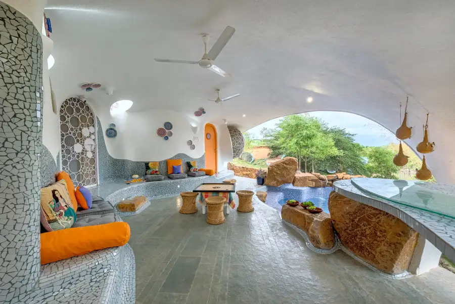 SaffronStays AsanjA Titaly, Murbad