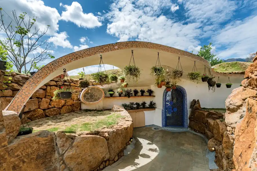 SaffronStays AsanjA Titaly, Murbad