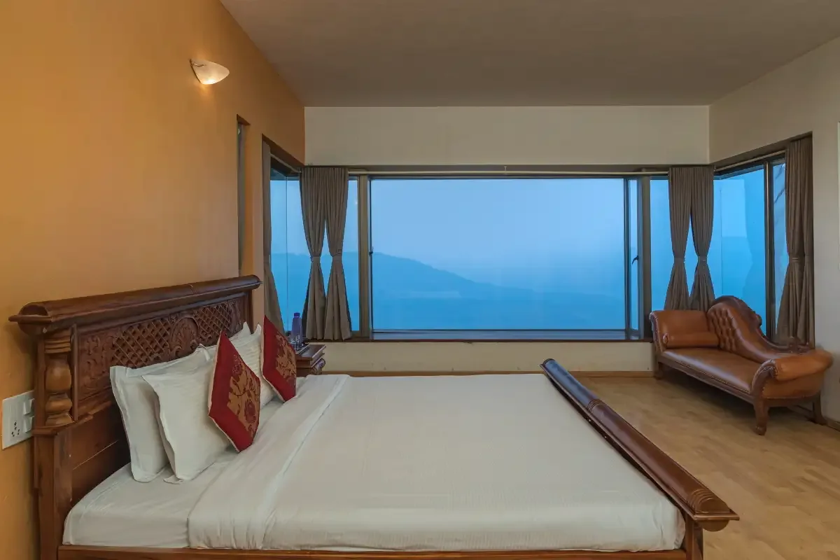 SaffronStays Aurelia, Panchgani