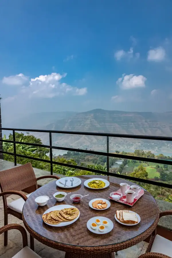SaffronStays Aurelia, Panchgani