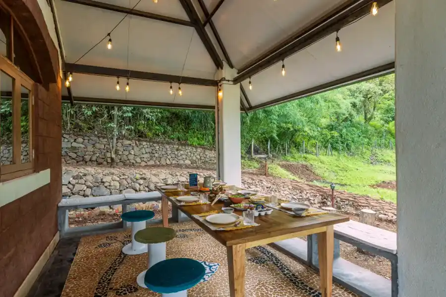 SaffronStays Avabodha, Panchgani