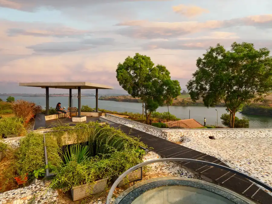 SaffronStays Avni, Nashik