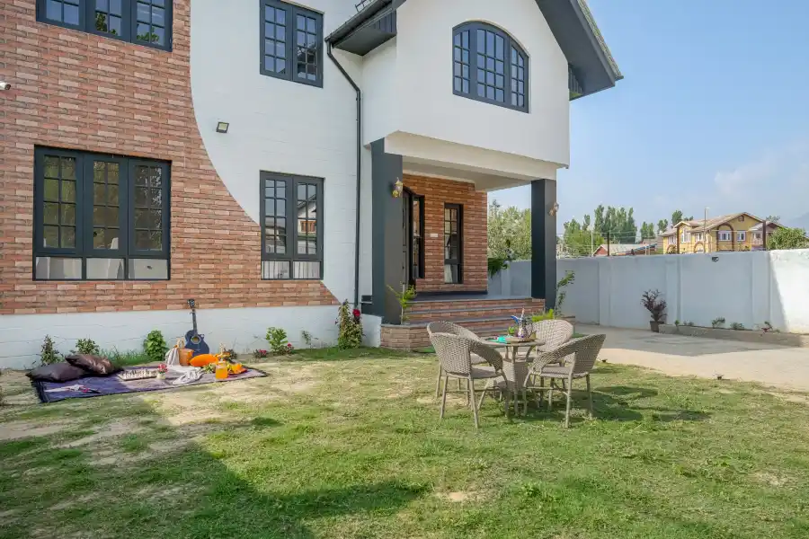 SaffronStays Badakshan Bliss, Srinagar