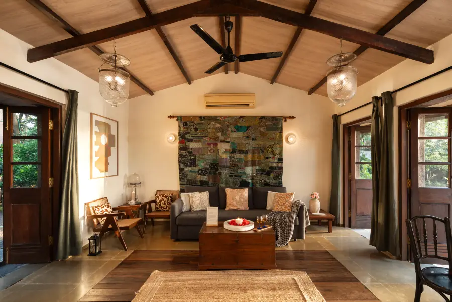 SaffronStays Bay Watch, Kelwa