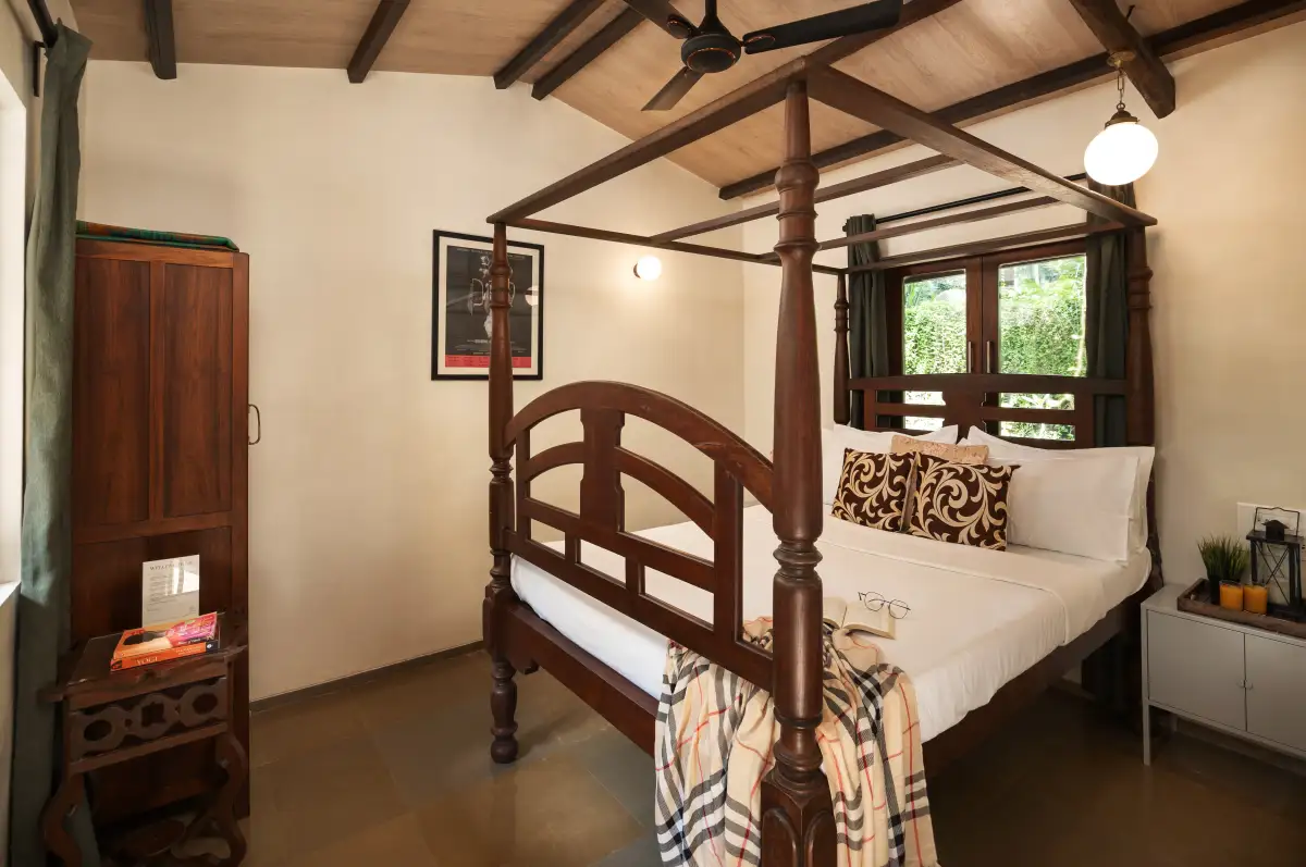 SaffronStays Bay Watch, Kelwa