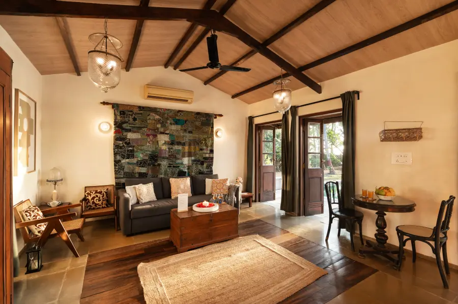 SaffronStays Bay Watch, Kelwa