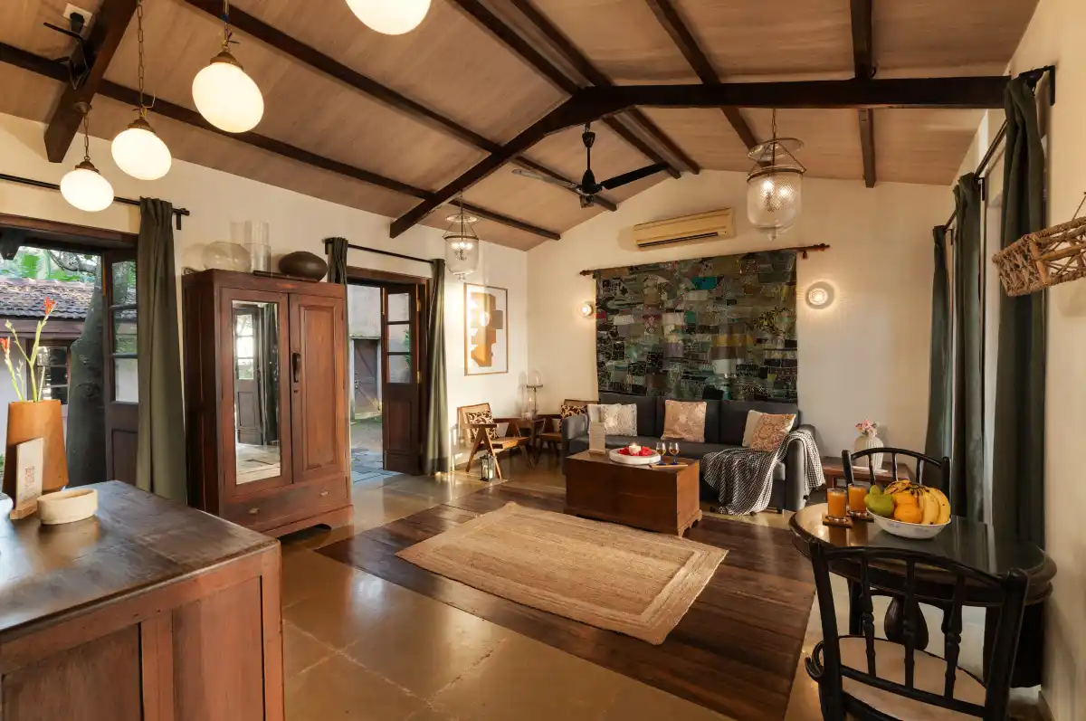 SaffronStays Bay Watch, Kelwa