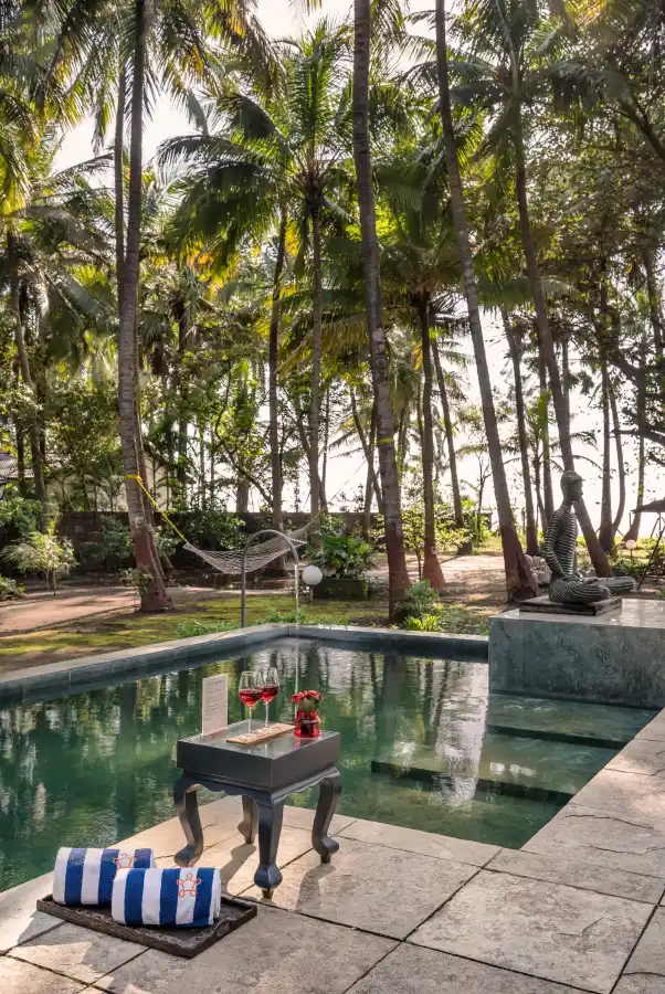 SaffronStays Bay Watch, Kelwa