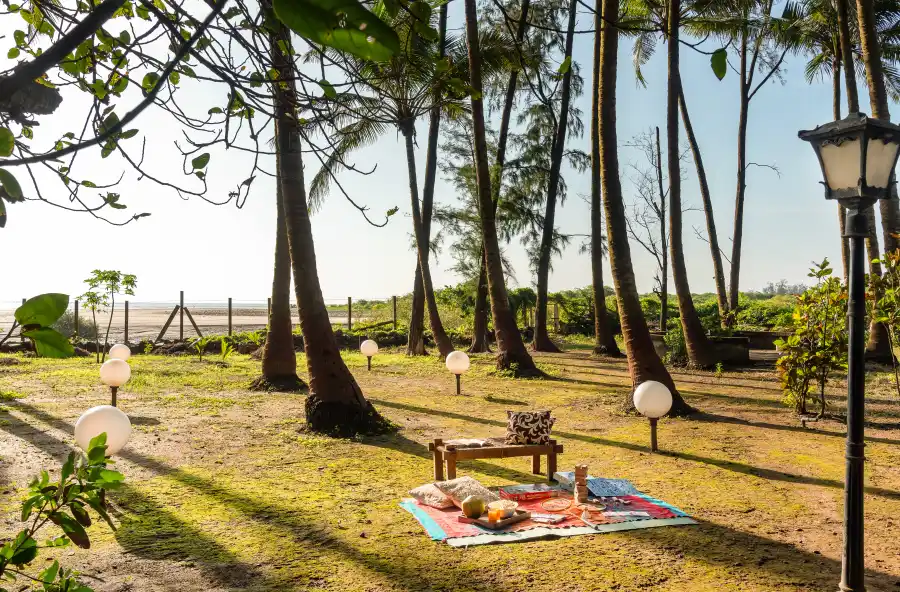 SaffronStays Bay Watch, Kelwa