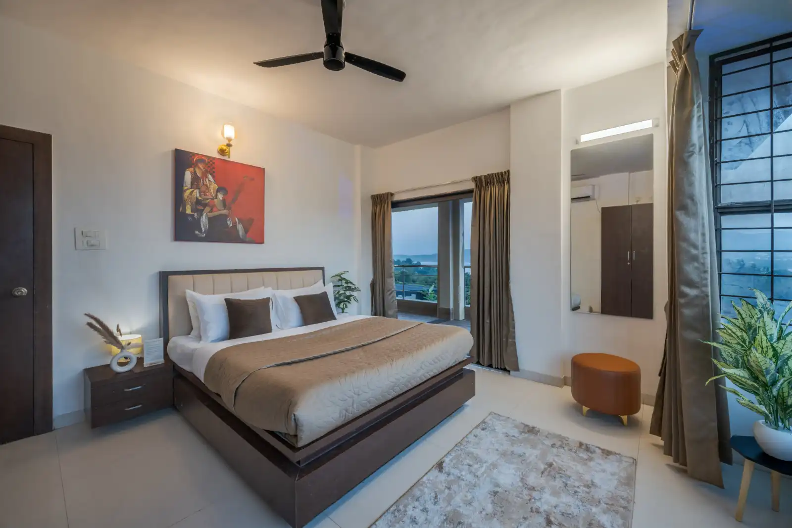 SaffronStays Belvedere Lakehouse, Pune