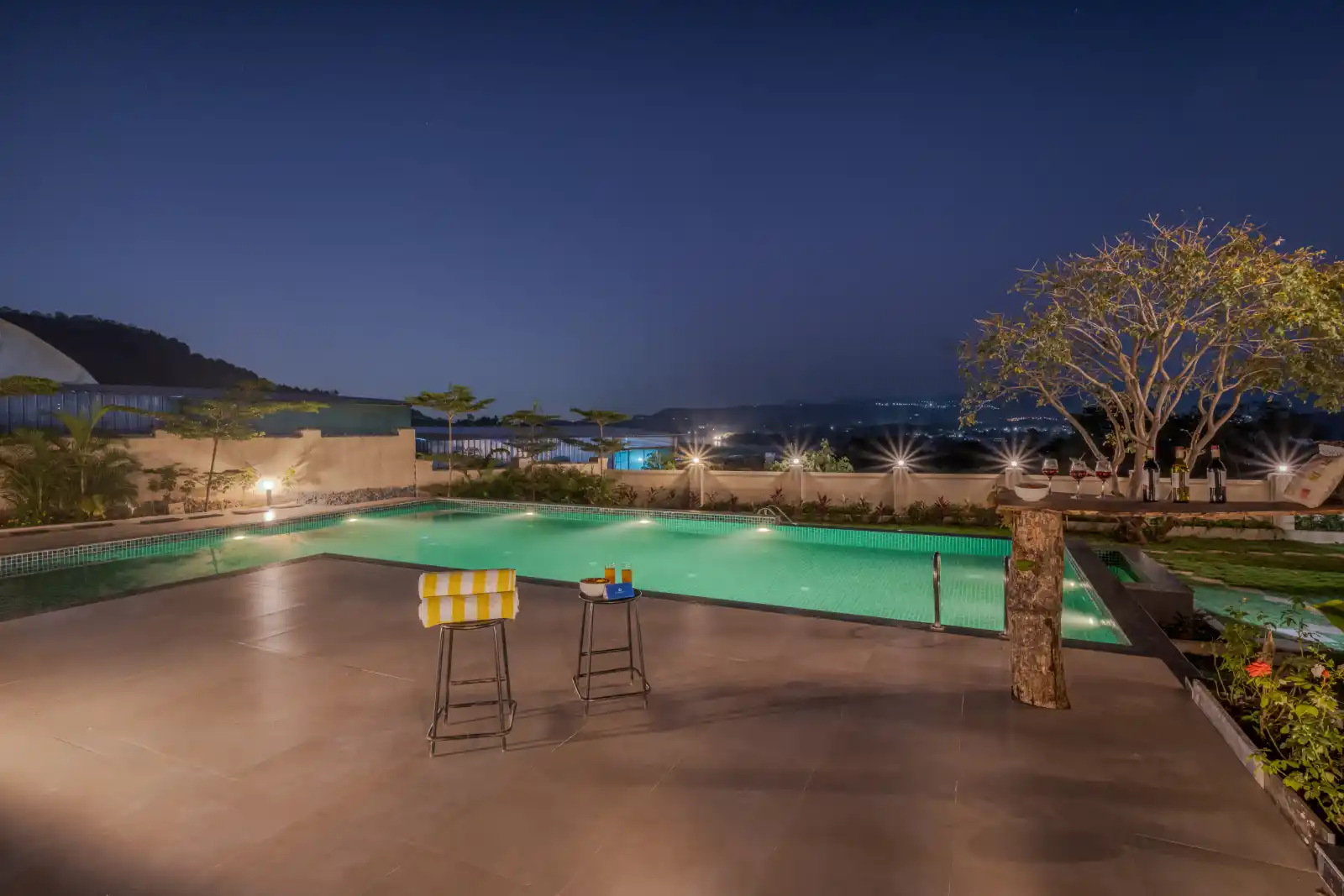 SaffronStays Belvedere Lakehouse, Pune