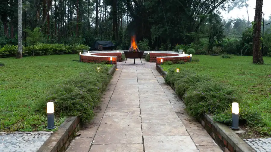 SaffronStays Biccode Woodside, Belur