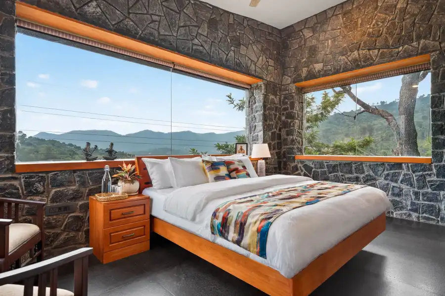 SaffronStays Blooming Stone, Kotagiri
