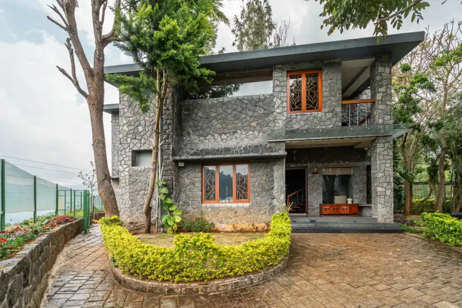 SaffronStays Blooming Stone, Kotagiri