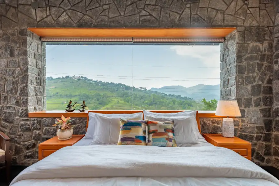SaffronStays Blooming Stone, Kotagiri