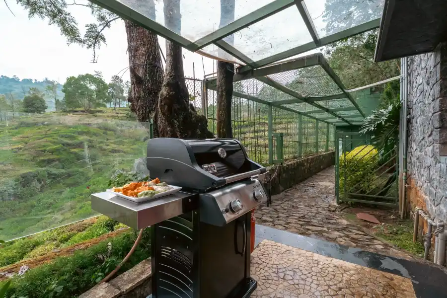 SaffronStays Blooming Stone, Kotagiri