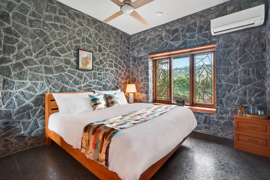 SaffronStays Blooming Stone, Kotagiri
