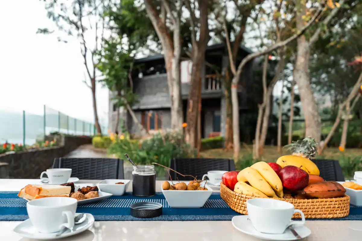 SaffronStays Blooming Stone, Kotagiri