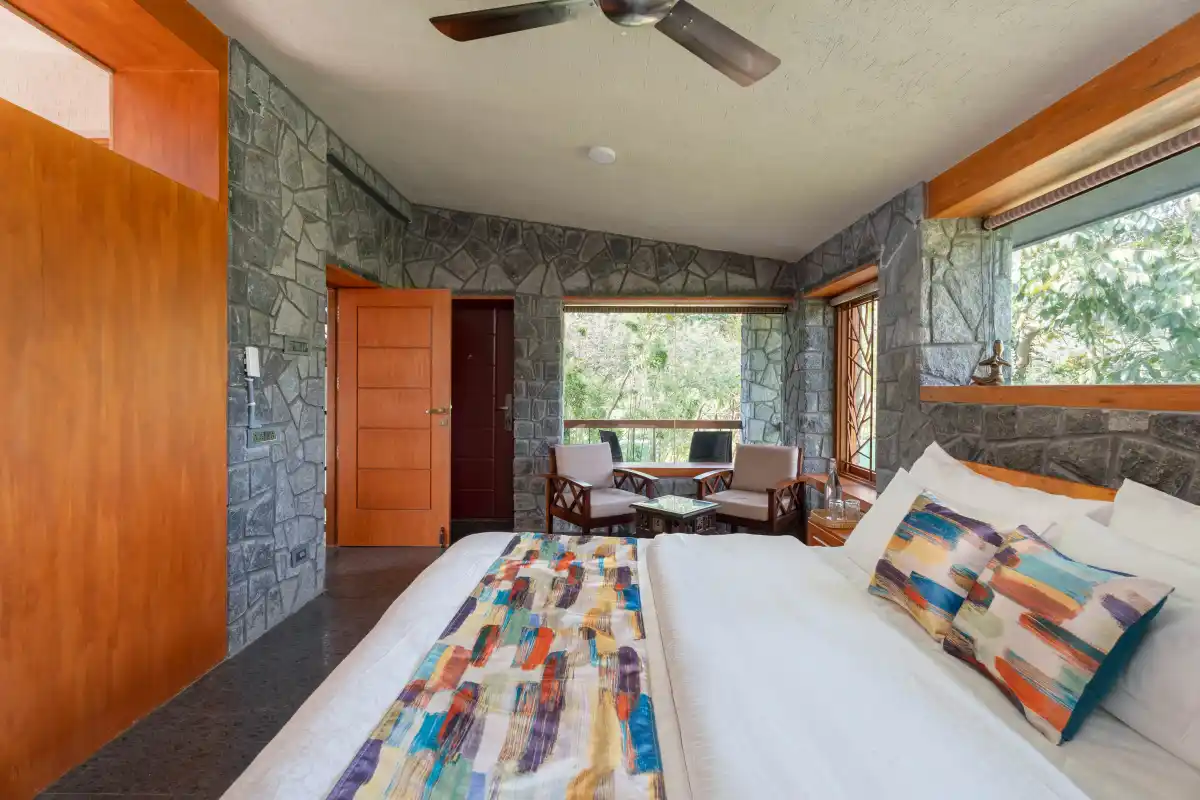 SaffronStays Blooming Stone, Kotagiri