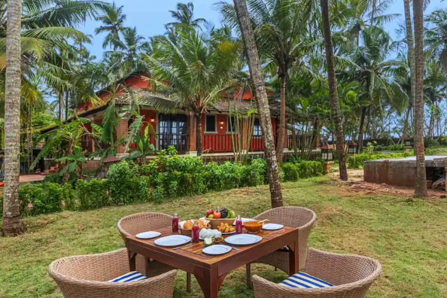 SaffronStays Blue Flag, Hejamady