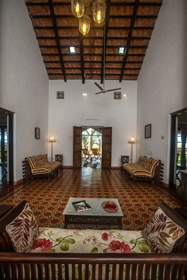 SaffronStays Blue Flag, Hejamady