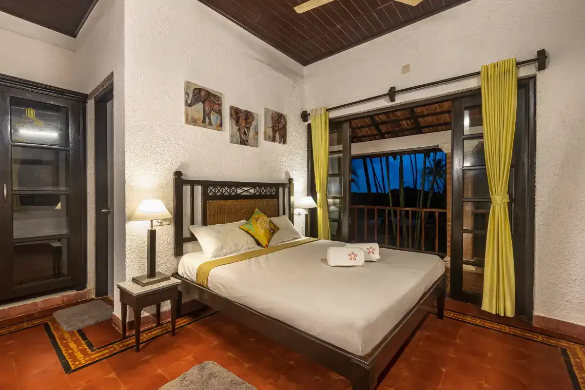 SaffronStays Blue Flag, Hejamady
