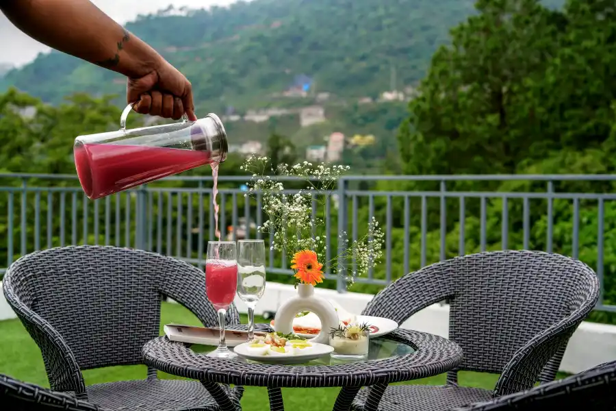 SaffronStays Bourbon, Bhimtal
